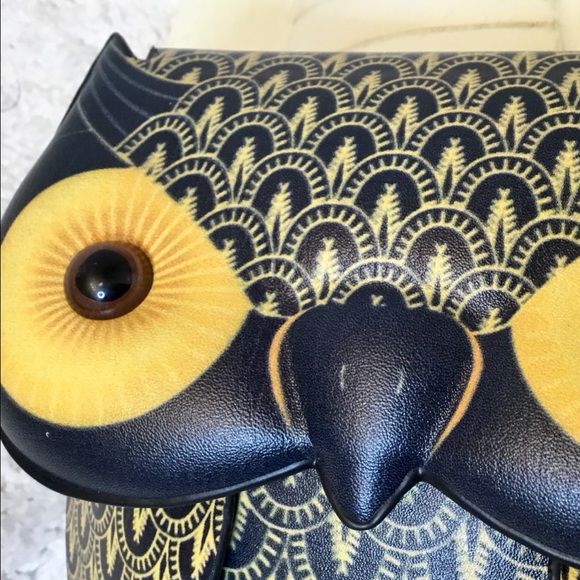 Handbags - ❤️ Owl Print Crossbody Bag NWOT
